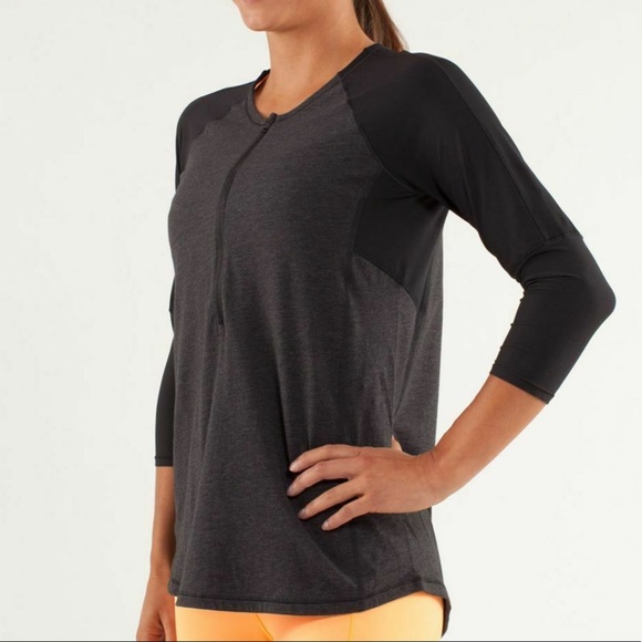 lululemon athletica Tops - Lululemon Athletica 3/4 Sleeve Active Shirt Size: 12